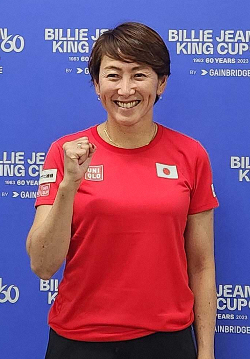 女子テニス日本代表の杉山愛監督