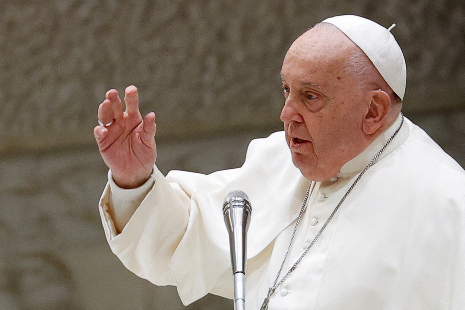 　１月９日、ローマ教皇フランシスコ（写真）は、パレスチナ自治区ガザの人道状況は「極めて深刻で恥ずべきもの」と述べ、イスラエルによるガザでの軍事作戦に対する批判を強めた。２０２４年１２月、バチカンで撮影（２０２５年　ロイター/Ciro De Luca）