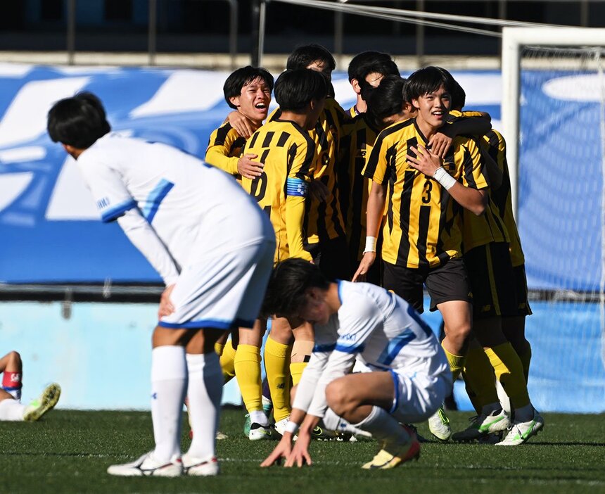 明秀日立を下し、準決勝進出を決めた東海大相模