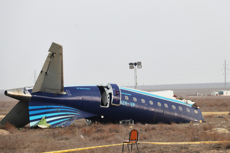 アゼルバイジャン航空機の墜落現場＝昨年12月27日、カザフスタン西部（ゲッティ＝共同）