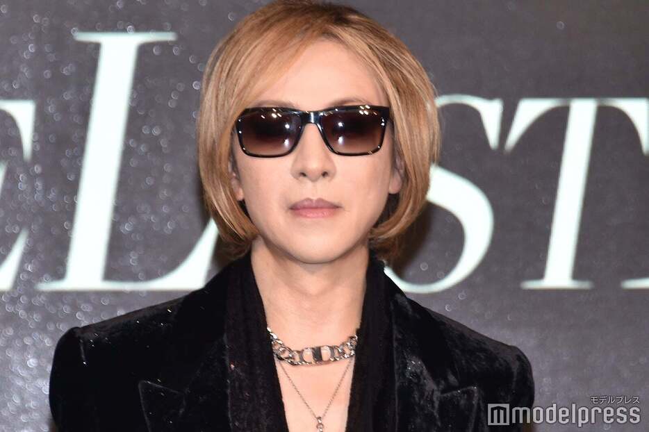 YOSHIKI