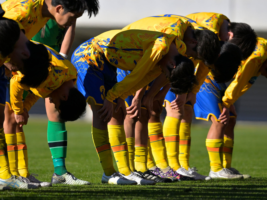 上田西は大敗でベスト8敗退(写真協力『高校サッカー年鑑』)(Koki NAGAHAMA/GEKISAKA)