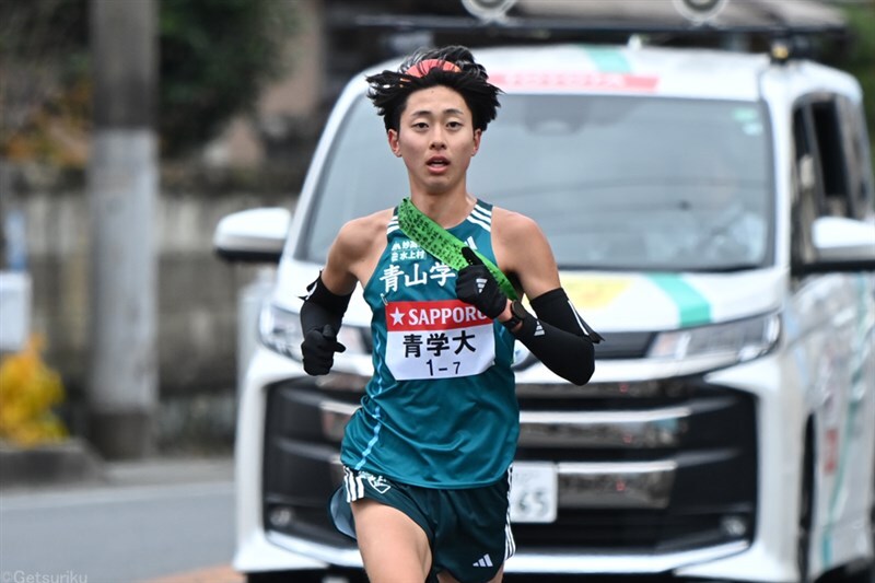 箱根駅伝7区で先頭をキープした青学大（白石光星）