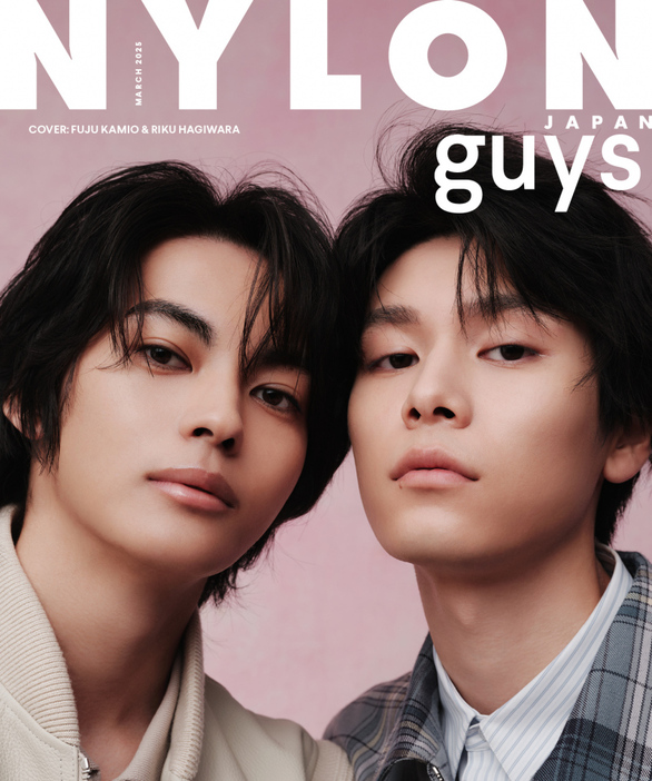 『NYLON JAPAN』3月号に登場する（左から）神尾楓珠、萩原利久（C）NYLON JAPAN