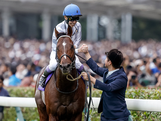 年度代表馬はドウデュースに(撮影：下野雄規)