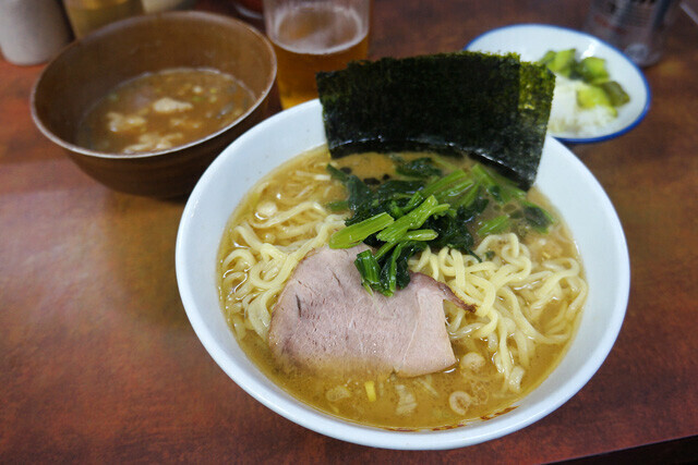 小田急相模原「町田家」のラーメン＆モツ煮定食