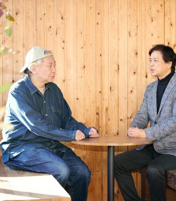 鈴木おさむ氏(左)と阿武野勝彦氏/撮影:安田光優