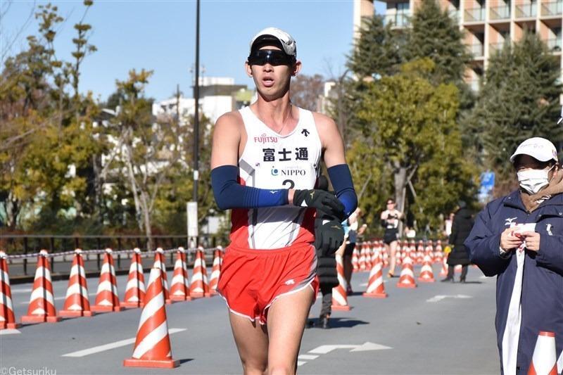 男子20kmを制した住所大翔