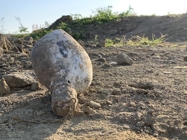 渇水の島で兵士が大切にしたと思われる水筒(2023年2月)