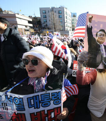 2024年12月31日、ソウル、尹錫悦支持派集会　by Gettyimages