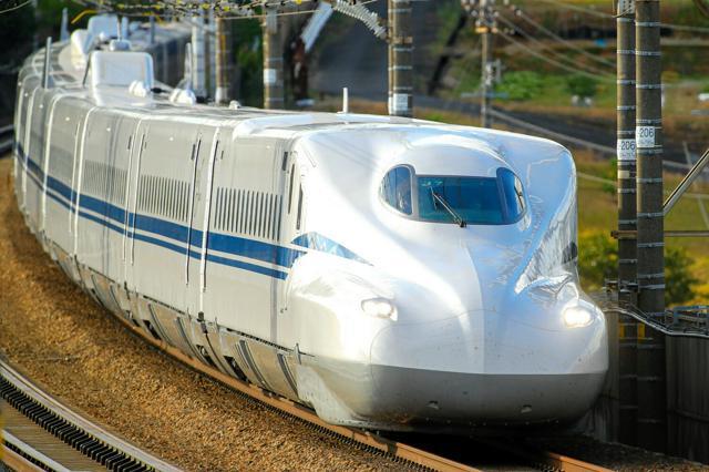 東海道新幹線を走る「N700S」=JR東海提供