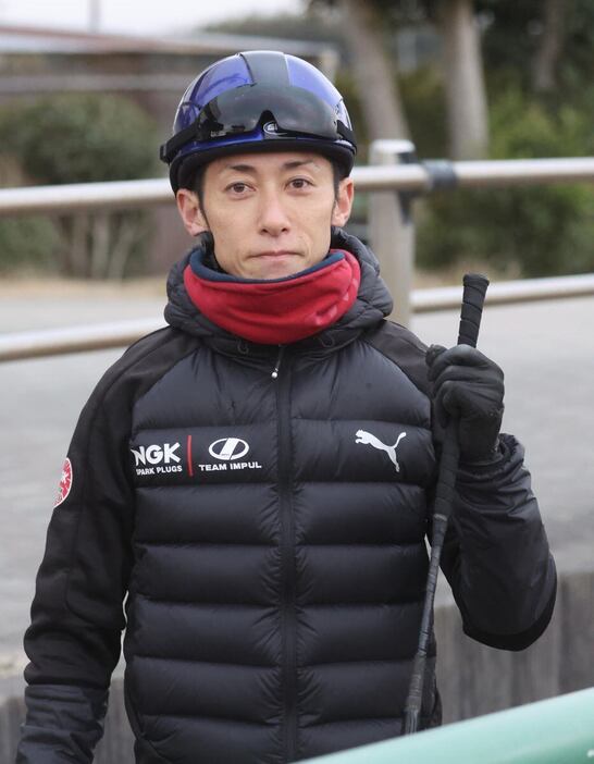 5日に39歳を迎える津村明秀騎手。バースデー金杯Vに向けて気合十分だ＝美浦トレセン、撮影・塩浦孝明