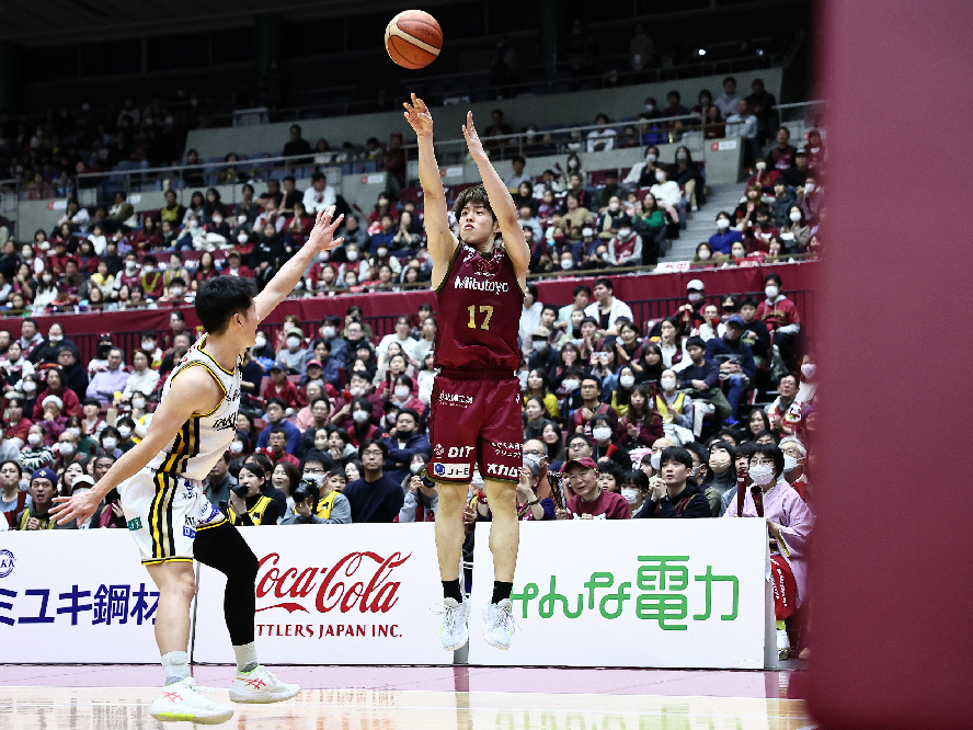 勝負どころの3ポイントシュートも効果的だった