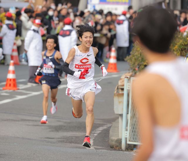 前回7区区間賞の中央大・吉居駿恭選手(写真：日刊スポーツ/アフロ)