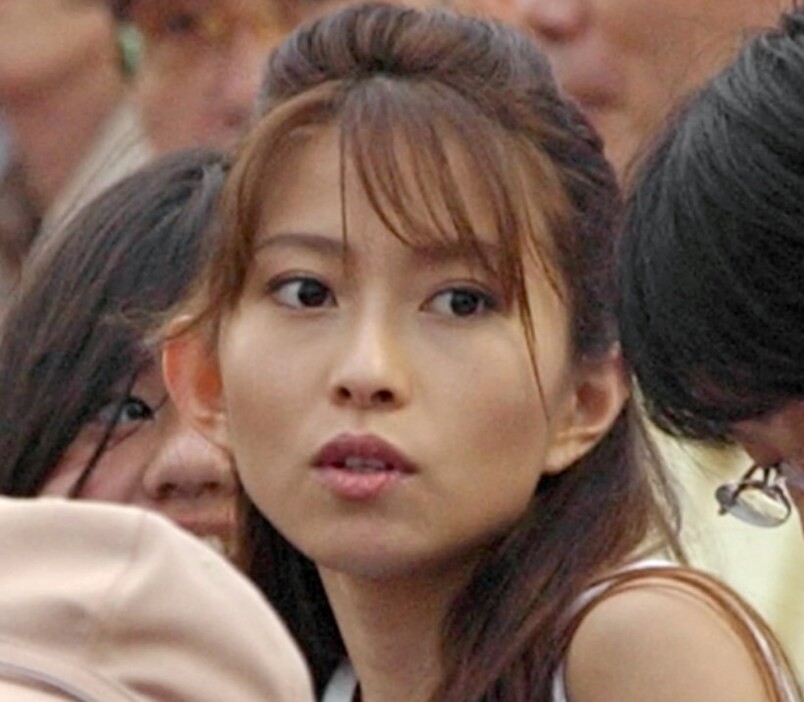 榎本加奈子さん＝2005年撮影