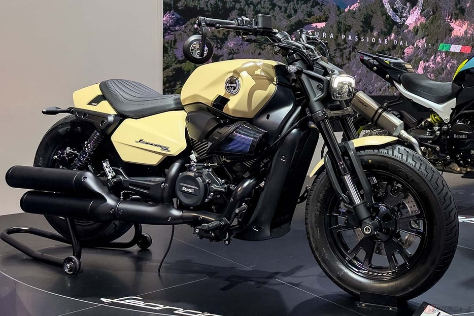 ベネリの新型モデル「Leoncino Bobber（レオンチーノボバー）400」