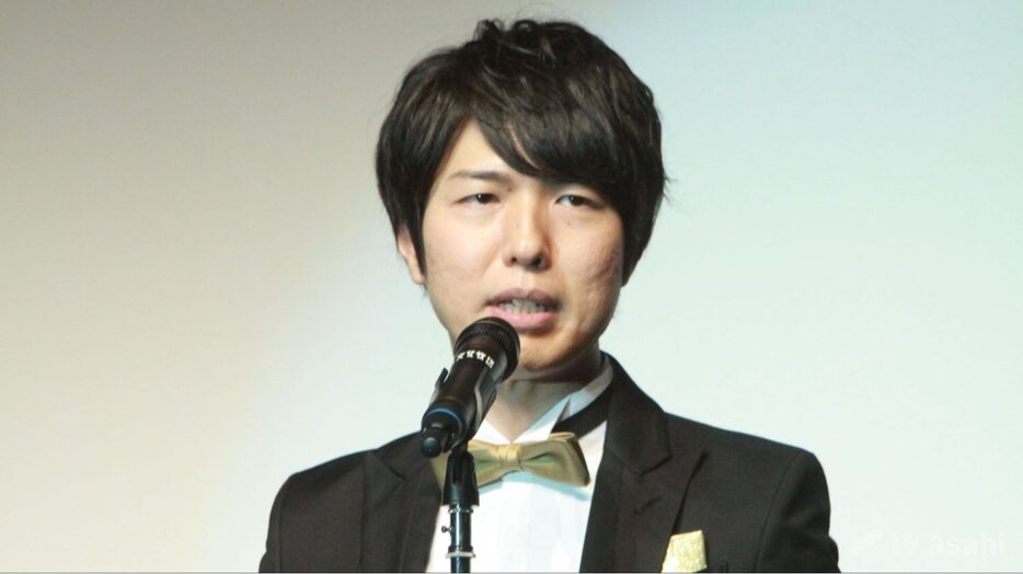 神谷浩史、ラジオで逢沢りなとの結婚を改めて報告「８年くらい独身をしていた」