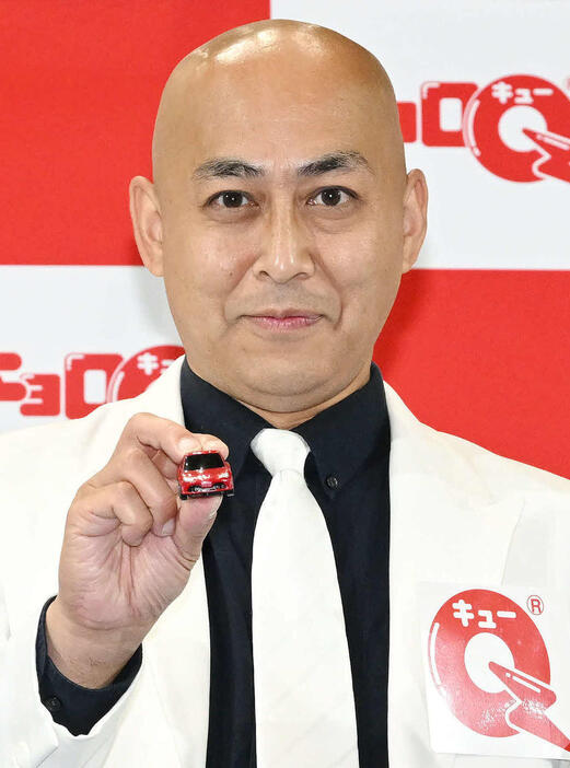 錦鯉の長谷川雅紀(2022年6月撮影)