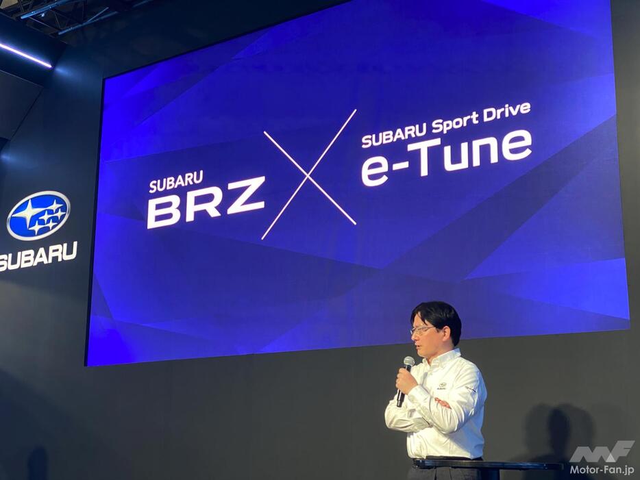 「SUBARU Sport Drive e-Tune」を紹介する小林正明・商品事業本部プロジェクトゼネラルマネージャー。