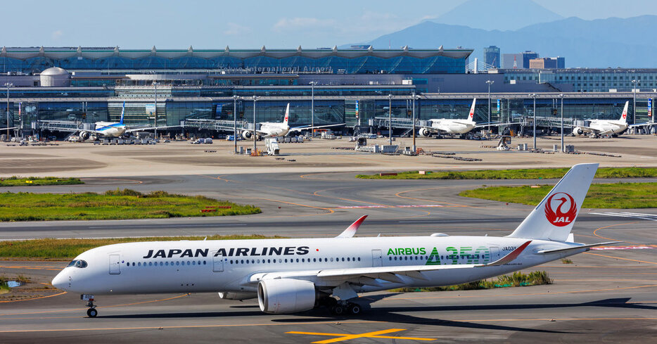 年末の空港で一時システム障害が発生、原因は？