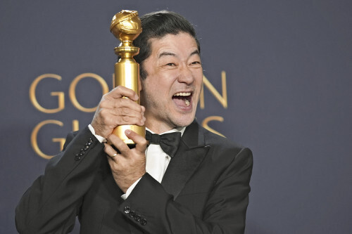 ゴールデン・グローブ賞のテレビドラマ部門で助演男優賞を受賞した浅野忠信さん＝ＡＰ