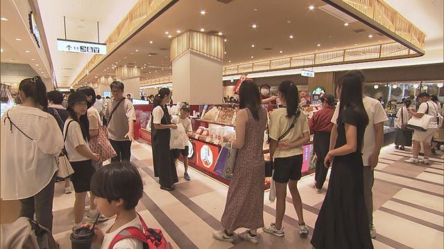 福井駅の駅ナカ商業施設「くるふ福井駅」の来館者が1000万人を突破(2024年8月福井駅)