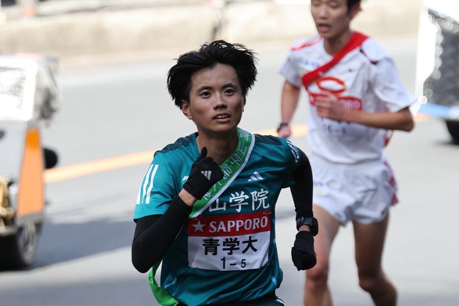 箱根駅伝往路Vの青学大（5区若林宏樹）