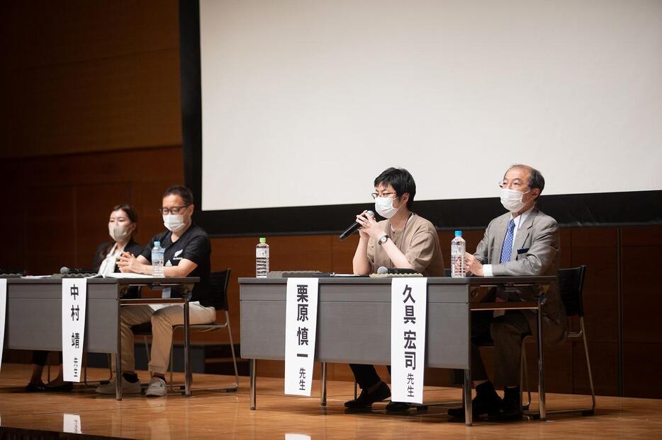 仙台で行われたディベートプログラムの様子（写真提供：日本母体胎児医学会学術集会）