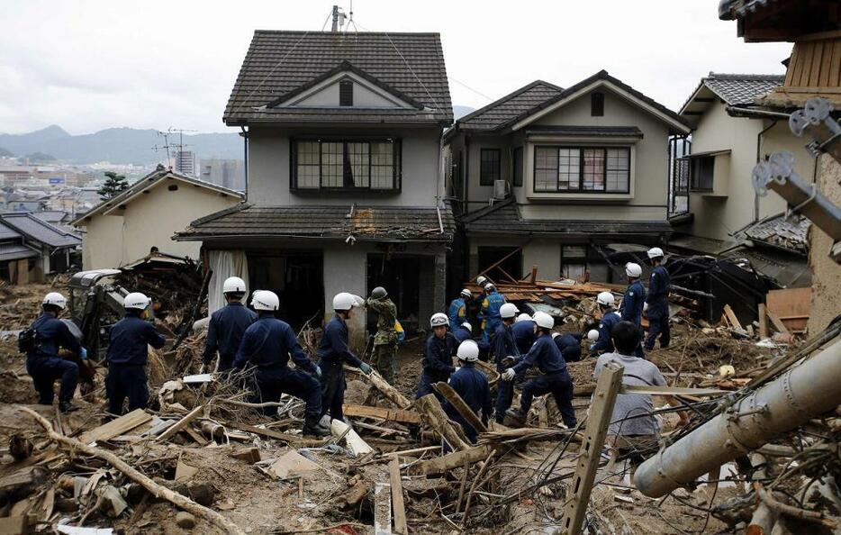 [写真]多数の死者を出した広島の土砂災害（ロイター/アフロ、8月22日掲載）