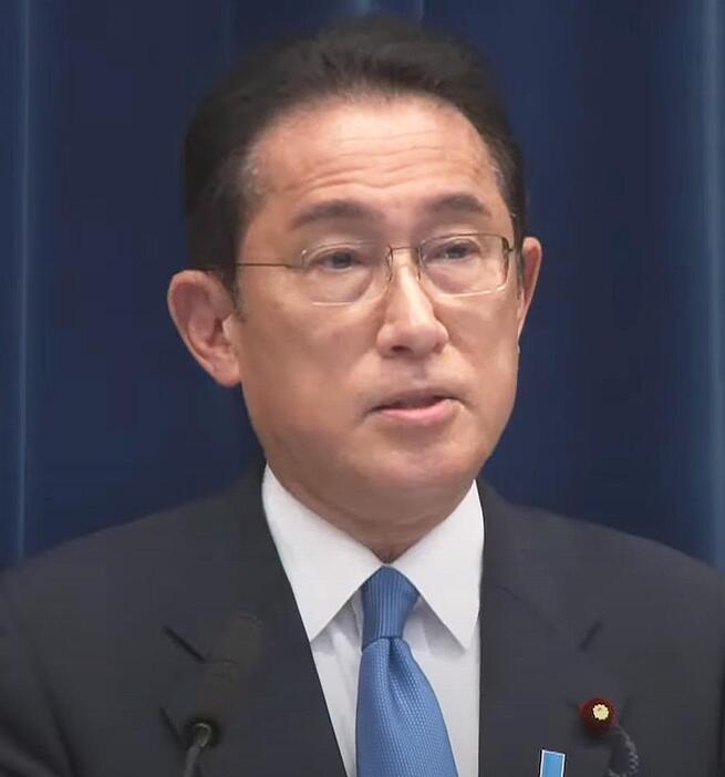 冒頭、新型コロナ対策などについて語る岸田首相