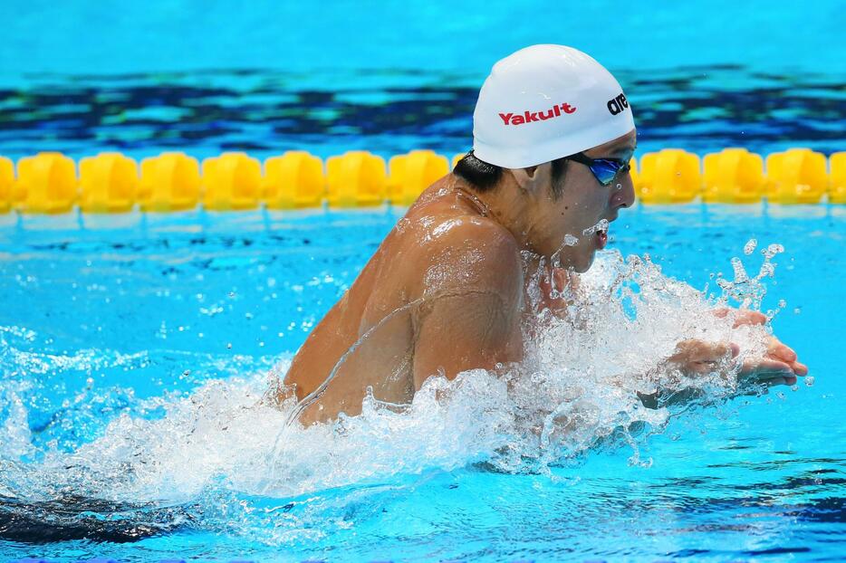 得意な平泳ぎで再びトップに＝2015年8月9日（写真：長田洋平/アフロスポーツ）