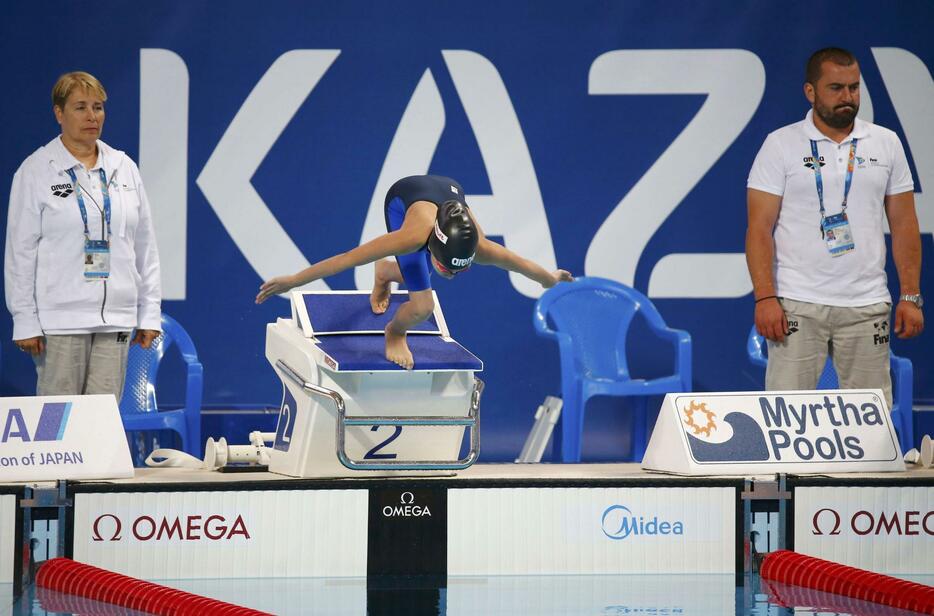 競泳女子50メートルバタフライ予選に出場＝2015年8月7日（写真：ロイター/アフロ）