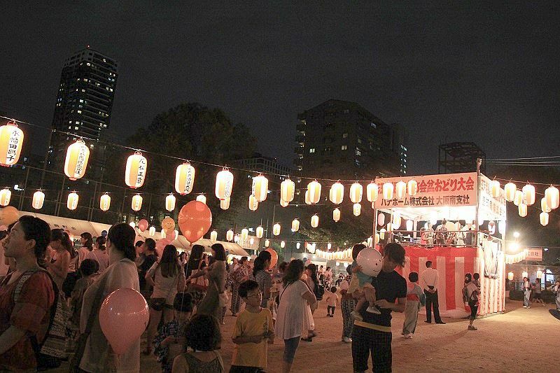 夏の風物詩、盆踊り。「江戸堀連合町会盆踊り大会」は25年の歴史を持つ