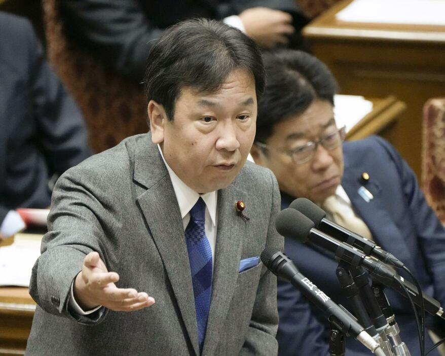 衆院予算委で質問する立憲民主党の枝野幸男氏＝8日午前