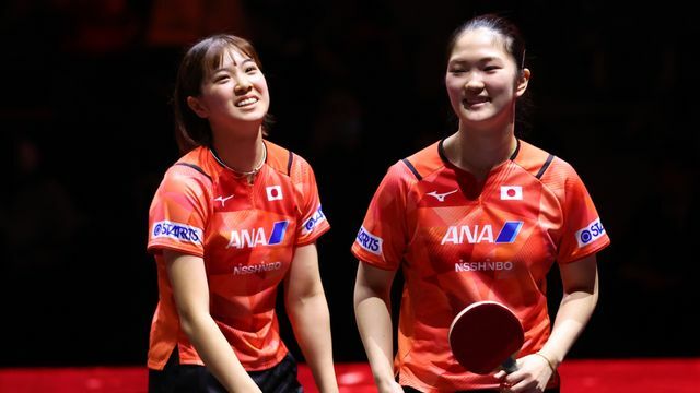 左から長崎美柚選手と木原美悠選手(写真:YUTAKA/アフロスポーツ)