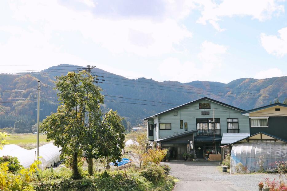 秋田県仙北市の宿泊施設「農家の宿　星雪館」（秋田花まるっグリーン・ツーリズム推進協議会提供）