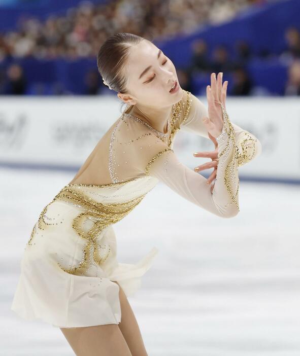 女子フリー　演技する上薗恋奈＝長野市ビッグハット