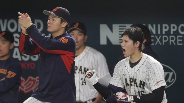 WBCで一緒に戦った山本由伸投手と大谷翔平選手（写真：日刊スポーツ/アフロ）