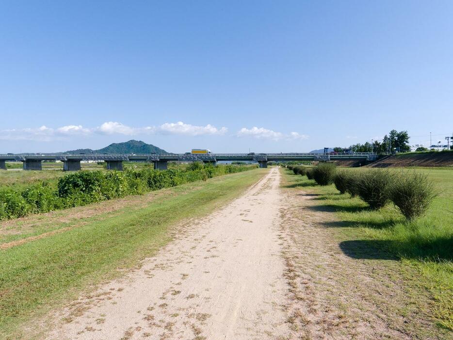 野洲川河川敷（事件現場ではありません）（KI-TSU、PhotoAC）