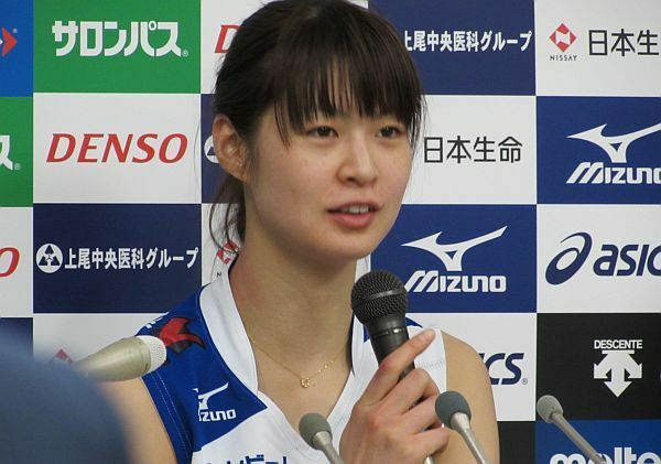 [写真]「東レアローズというチームが大好きなので、一緒に戦えて嬉しい」と語る木村沙織