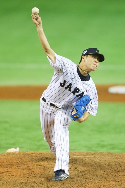 4番手のロッテ・西野勇士　日米野球第3戦（アフロスポーツ）