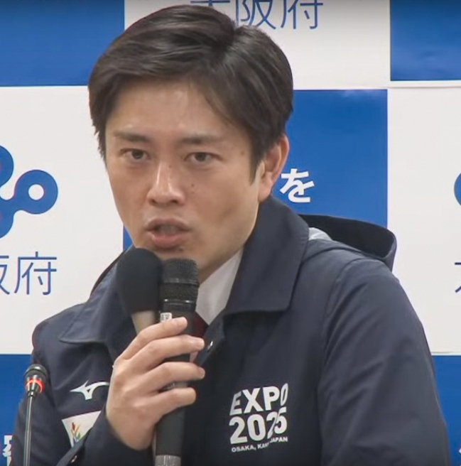 「大阪でも新たにPCR検査機器を購入して1日で300件検査できる態勢になった」と吉村府知事