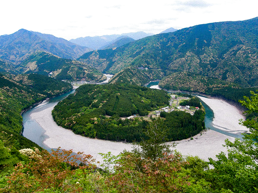 新宮市熊野川町嶋津・日本一の絶景