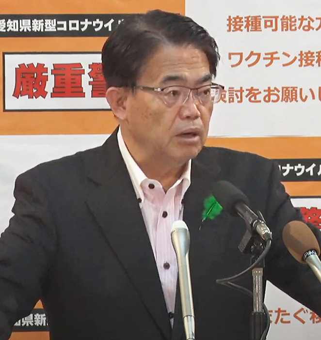 記者からの質問に答える大村知事