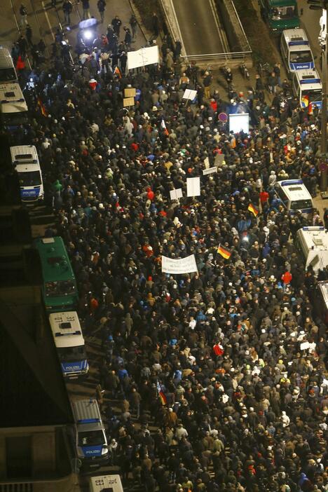 ドイツで反移民デモが拡大＝1月21日（ロイター/アフロ）