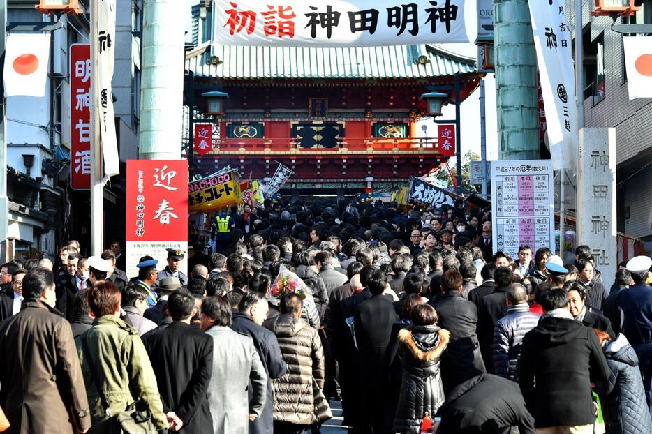 神田明神に数千人の参拝客（Natsuki Sakai/アフロ）