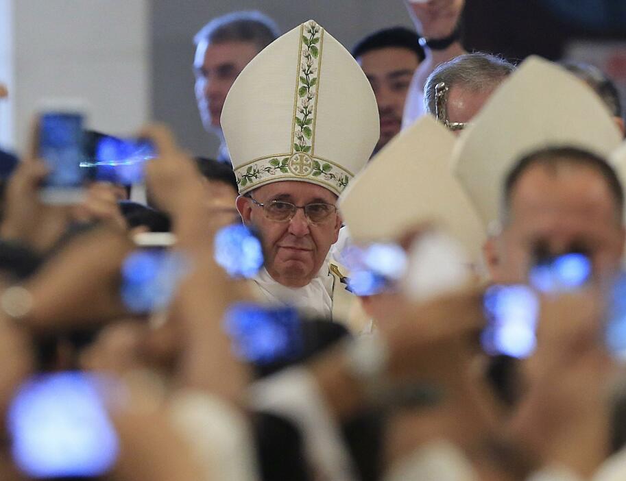 ローマ法王がマニラでミサ=1月16日（ロイター/アフロ）