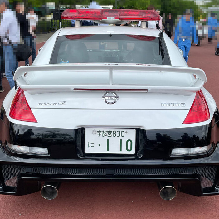 フェアレディZ」のパトカー！ これカッコよすぎでは？ 栃木県警