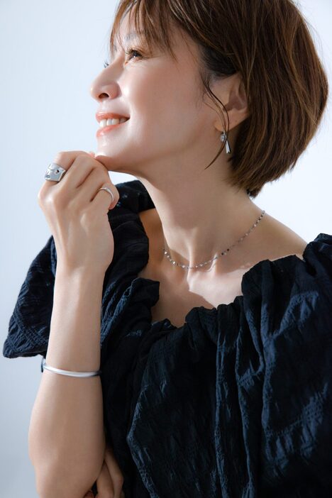 【新品】鈴木亜美さん　プロデュース　ベレー帽 黒 ブラック 2025年最新】鈴木亜美 ベレー帽の人気アイテム - メルカリ