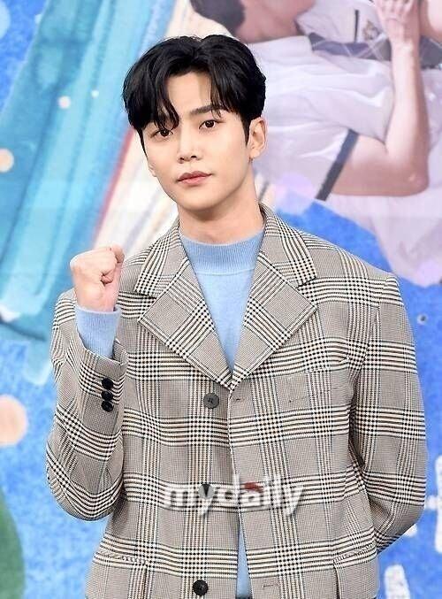SF9 질렀어 サノクトレカ ロウン SF9 질렀어 サノクトレカ ロウン SF9 질렀어 サノクトレカ
